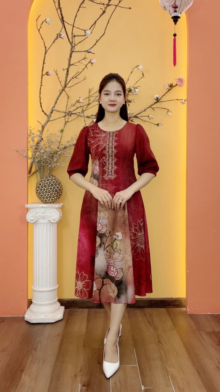 Đầm suông xòe - Cổ tròn tay lỡ - Đỏ hoa - TTV2041