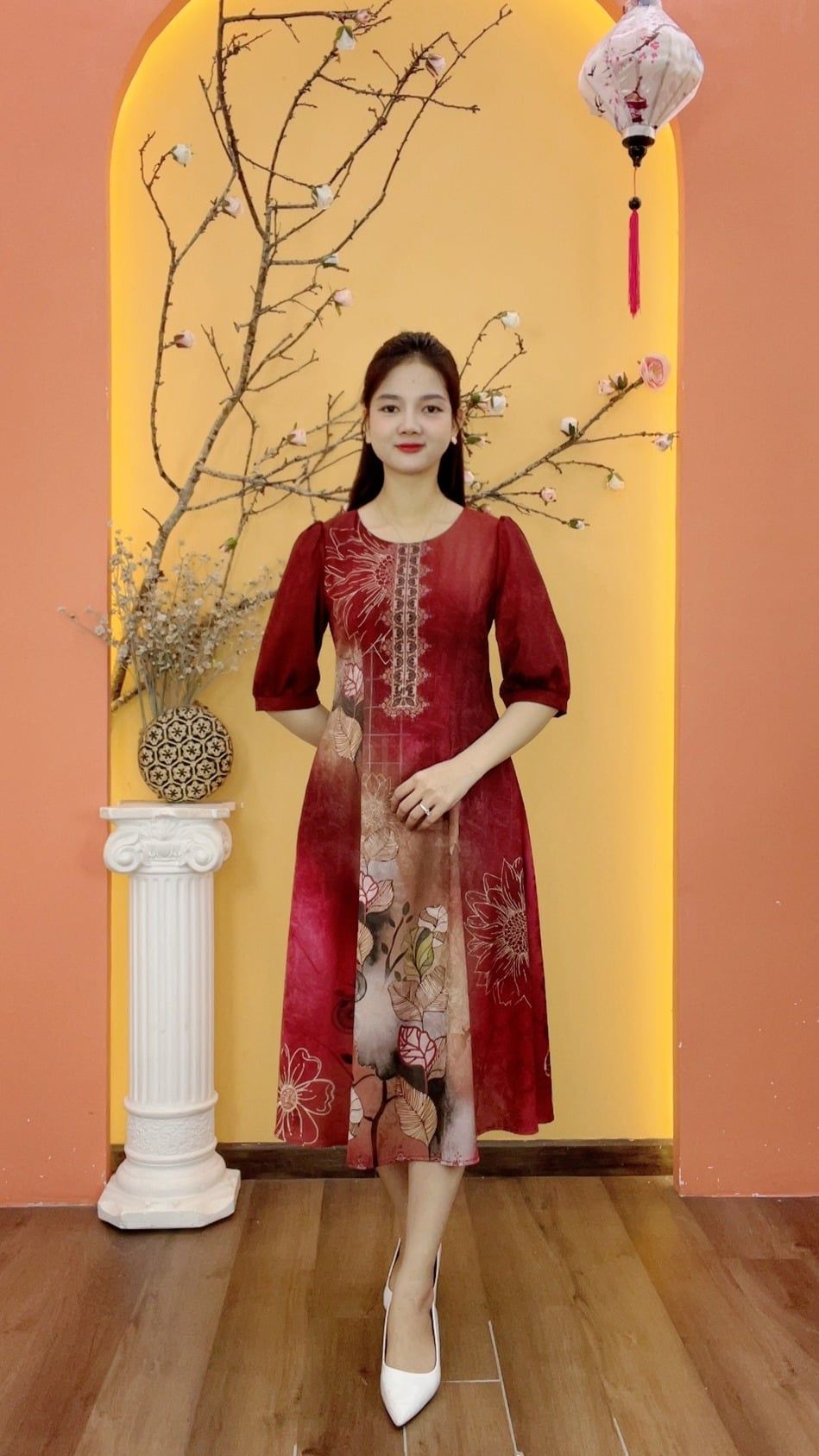 Đầm suông xòe - Cổ tròn tay lỡ - Đỏ hoa - TTV2041