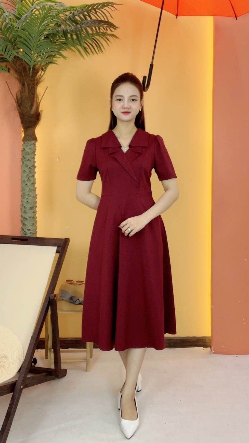 Đầm xòe - Cổ V tay ngắn - CV - Đỏ đô - TTV2046