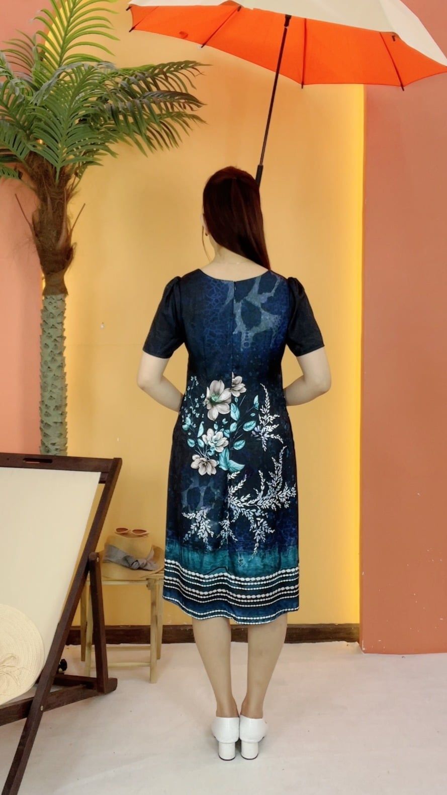 Đầm suông - Cổ tròn tay ngắn - Xanh hoa họa tiết - TTV2051