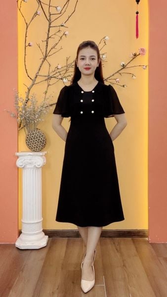 Đầm form A - Cổ tim bâu tròn kết nút tay loe - CD - Đen - TTV1946