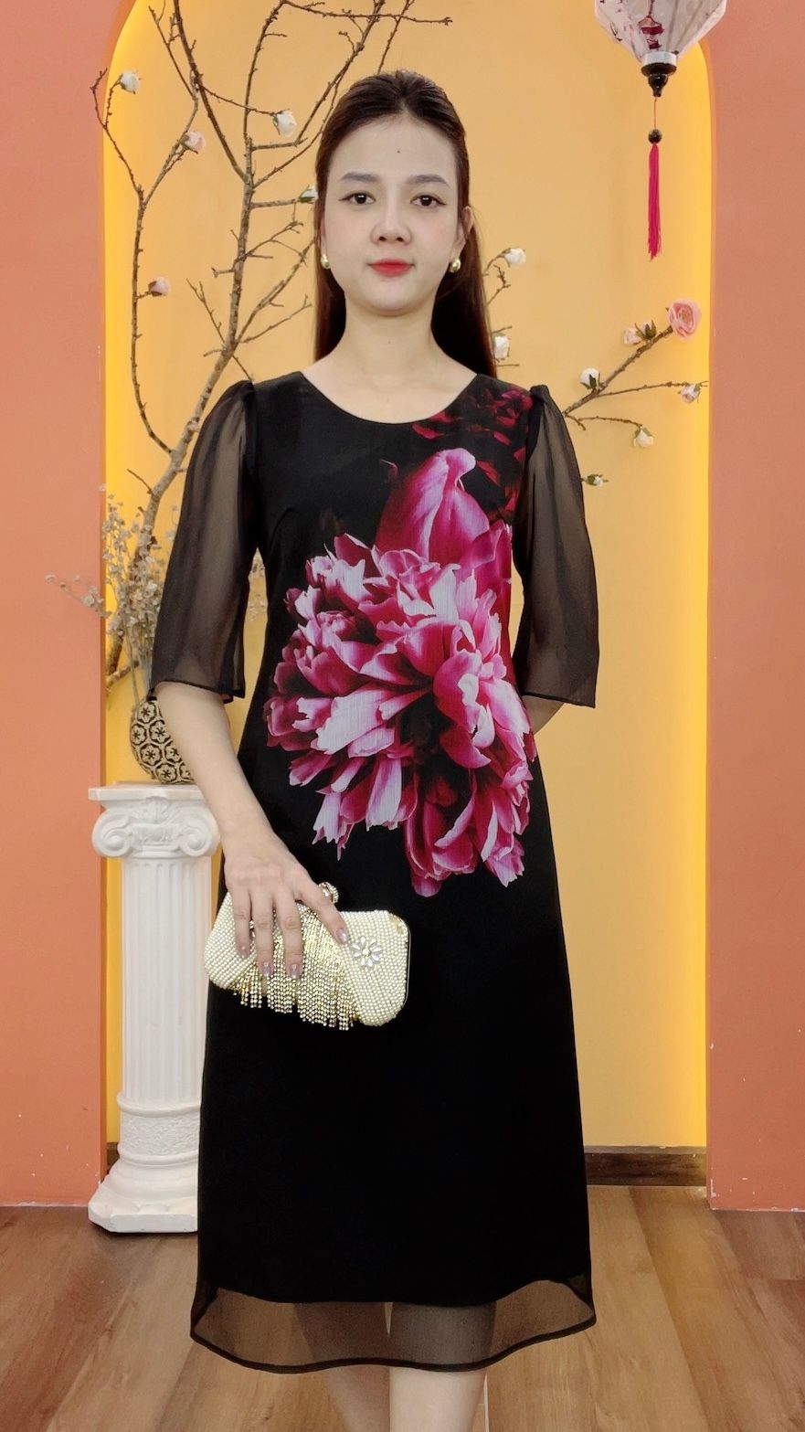 Đầm suông - Cổ tròn tay lỡ - CD - Đen hoa hồng - TTV1966