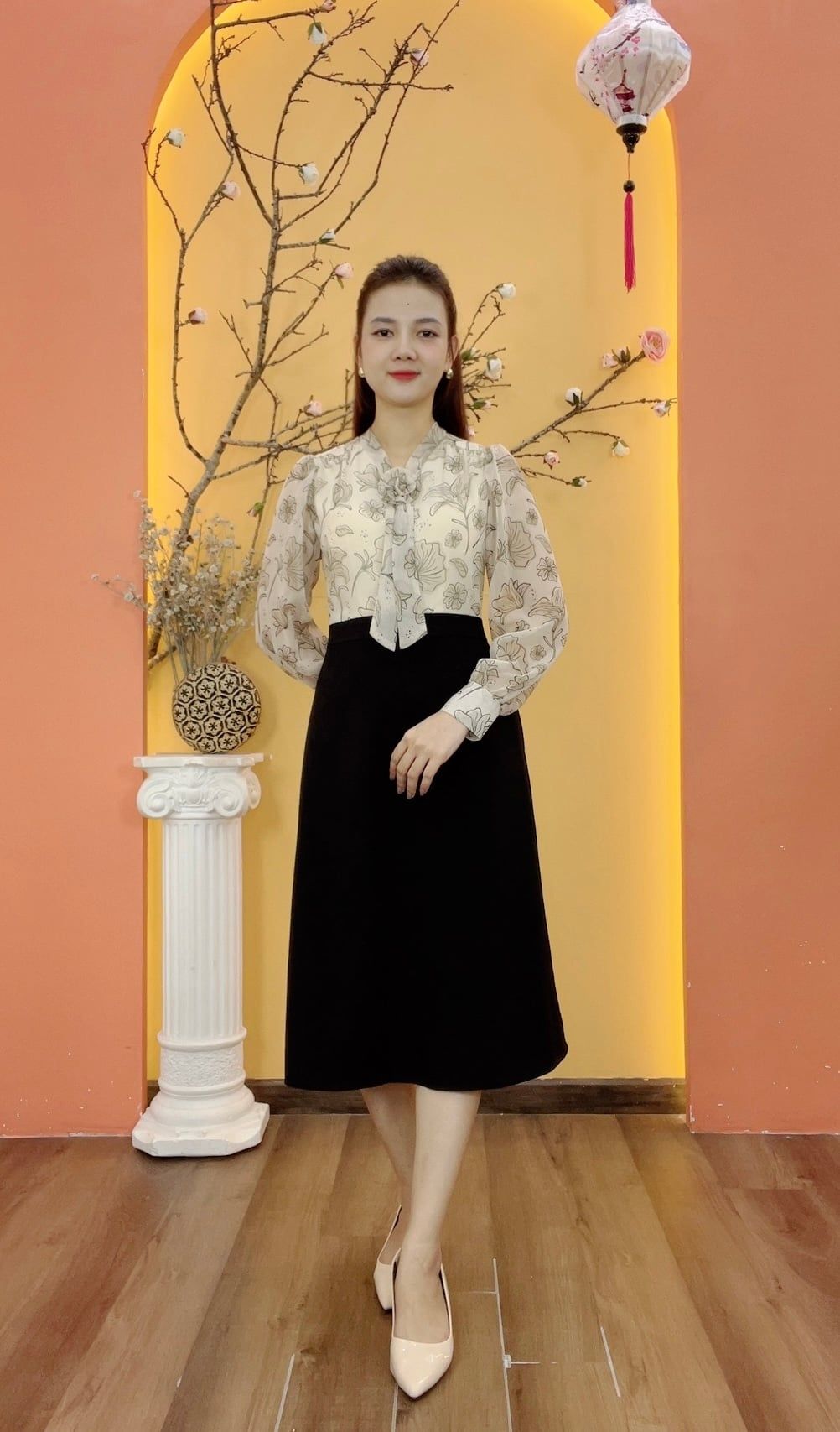 Đầm form A - Cổ V tay dài - CV - Kem hoa -  TTV1931#