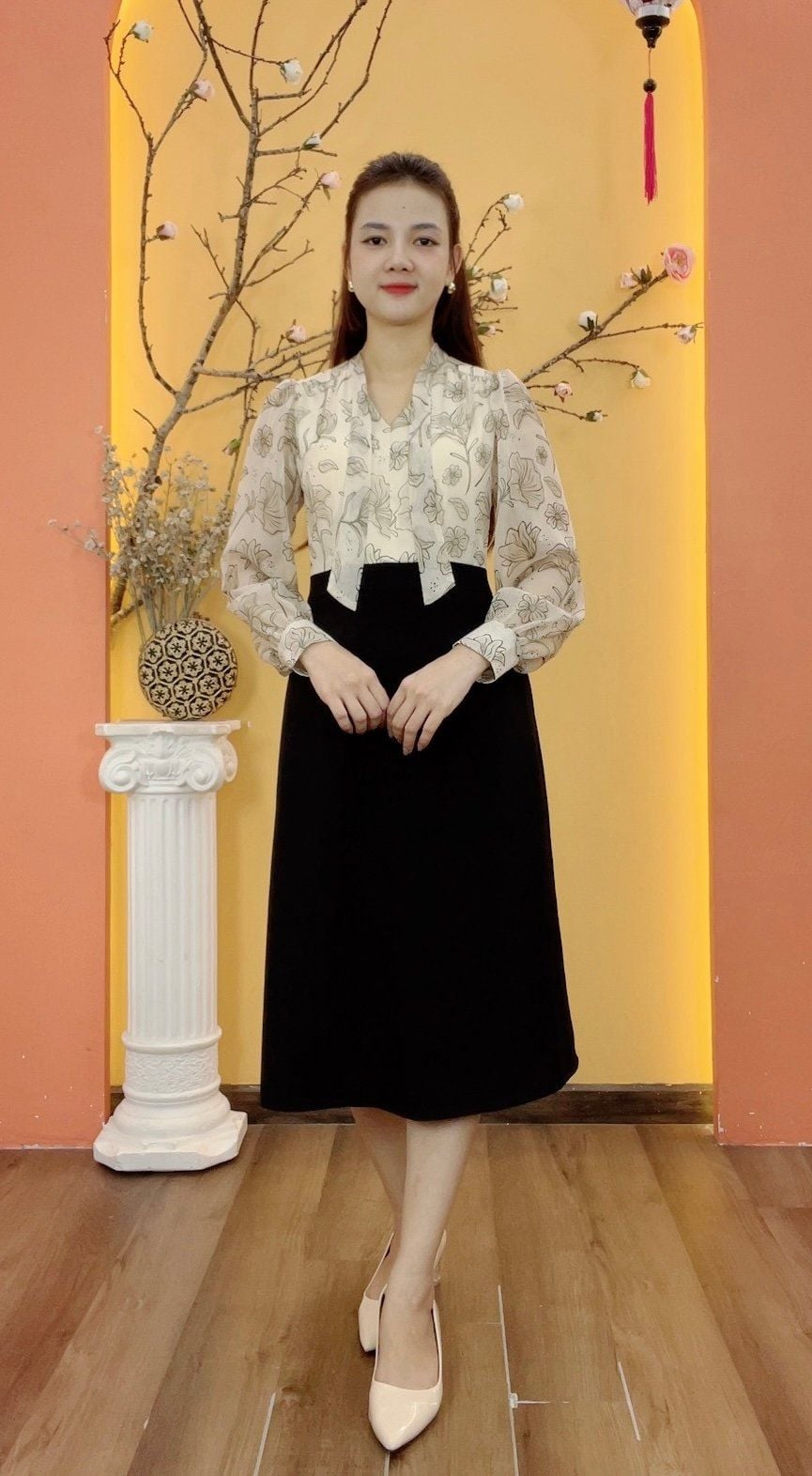 Đầm form A - Cổ V tay dài - CV - Kem hoa -  TTV1931#