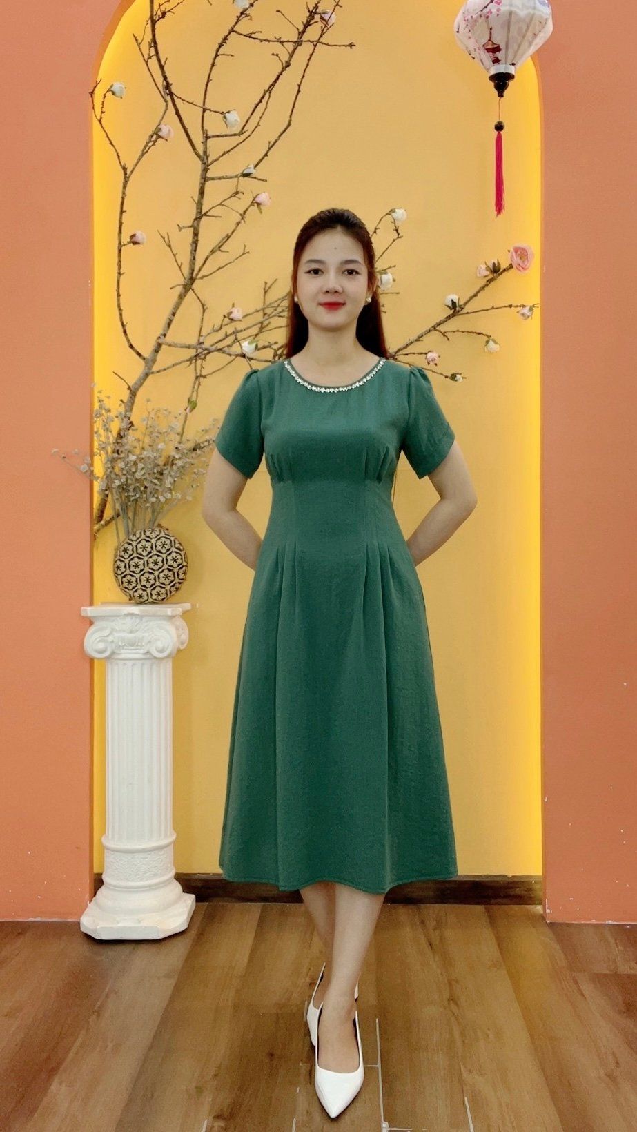 Đầm xòe - Cổ tròn đính cườm ngọc tay ngắn - CD - Xanh ngọc bích - TTV1977