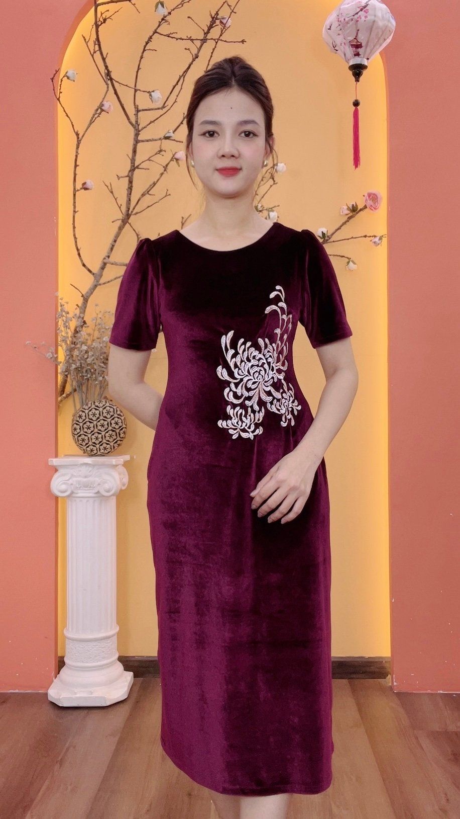 Đầm suông - Cổ tròn tay ngắn thêu hoa - CT - Tím - TTV1969