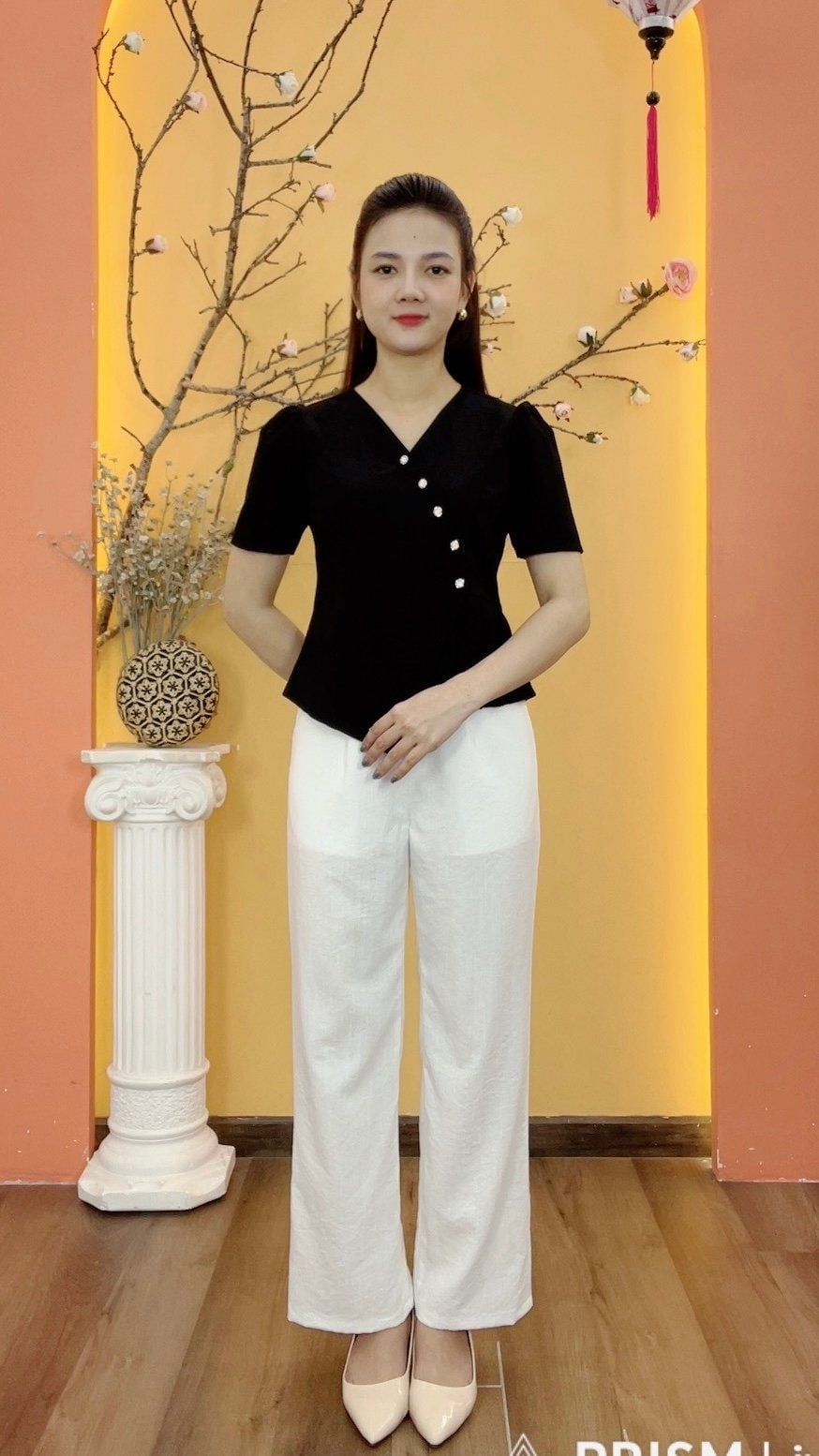 Áo - Cổ tim kết nút tay ngắn - CT - Đen - TTV1951