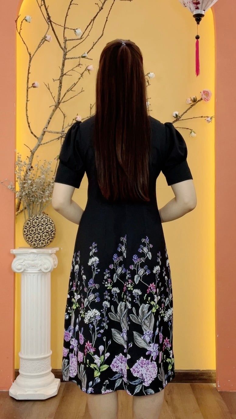 Đầm suông - Cổ tròn tay ngắn phồng  - CD - Đen hoa - TTV1955