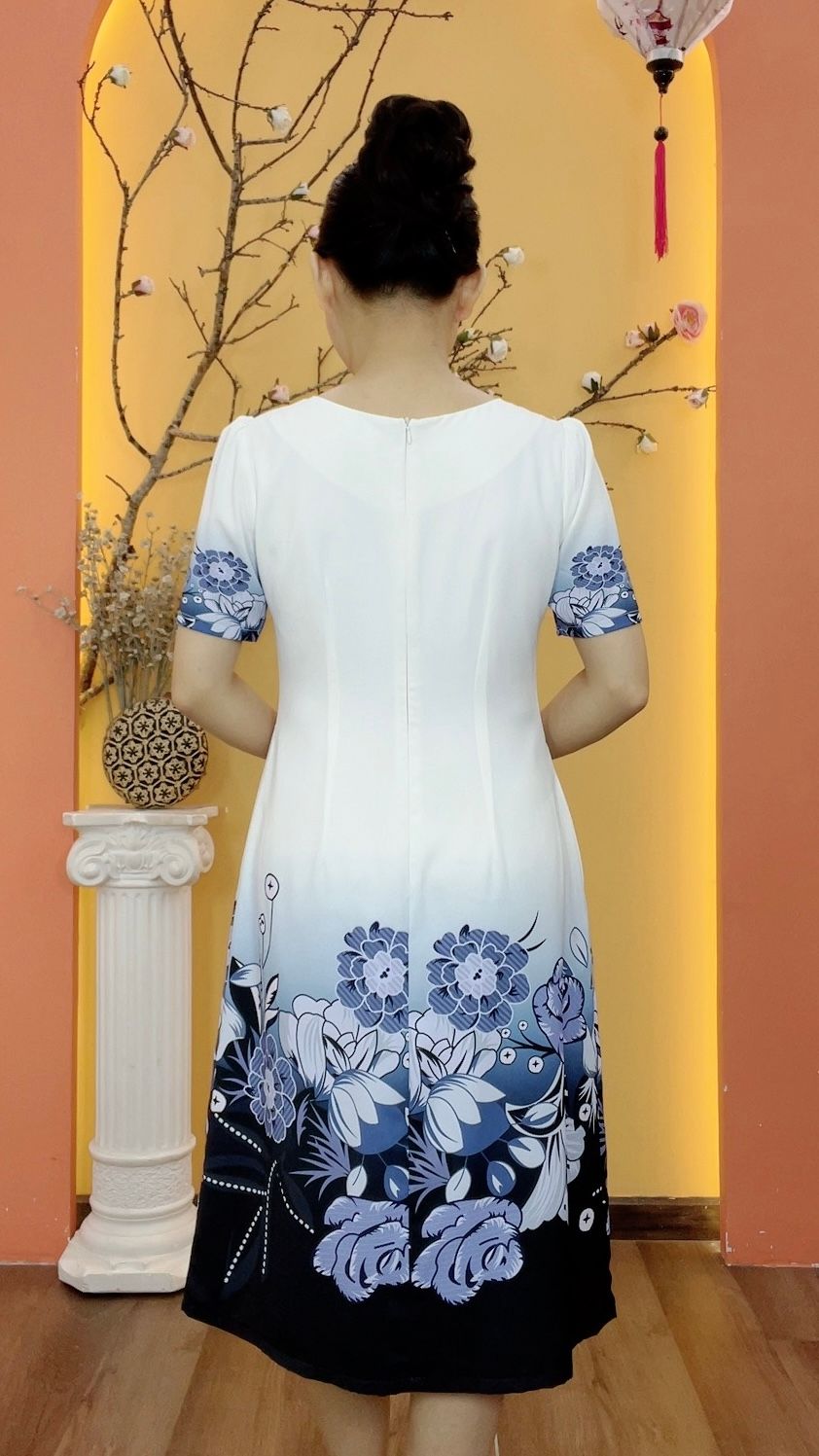 Đầm suông - Cổ tròn tay ngắn - CD - Trắng hoa - TTV1954