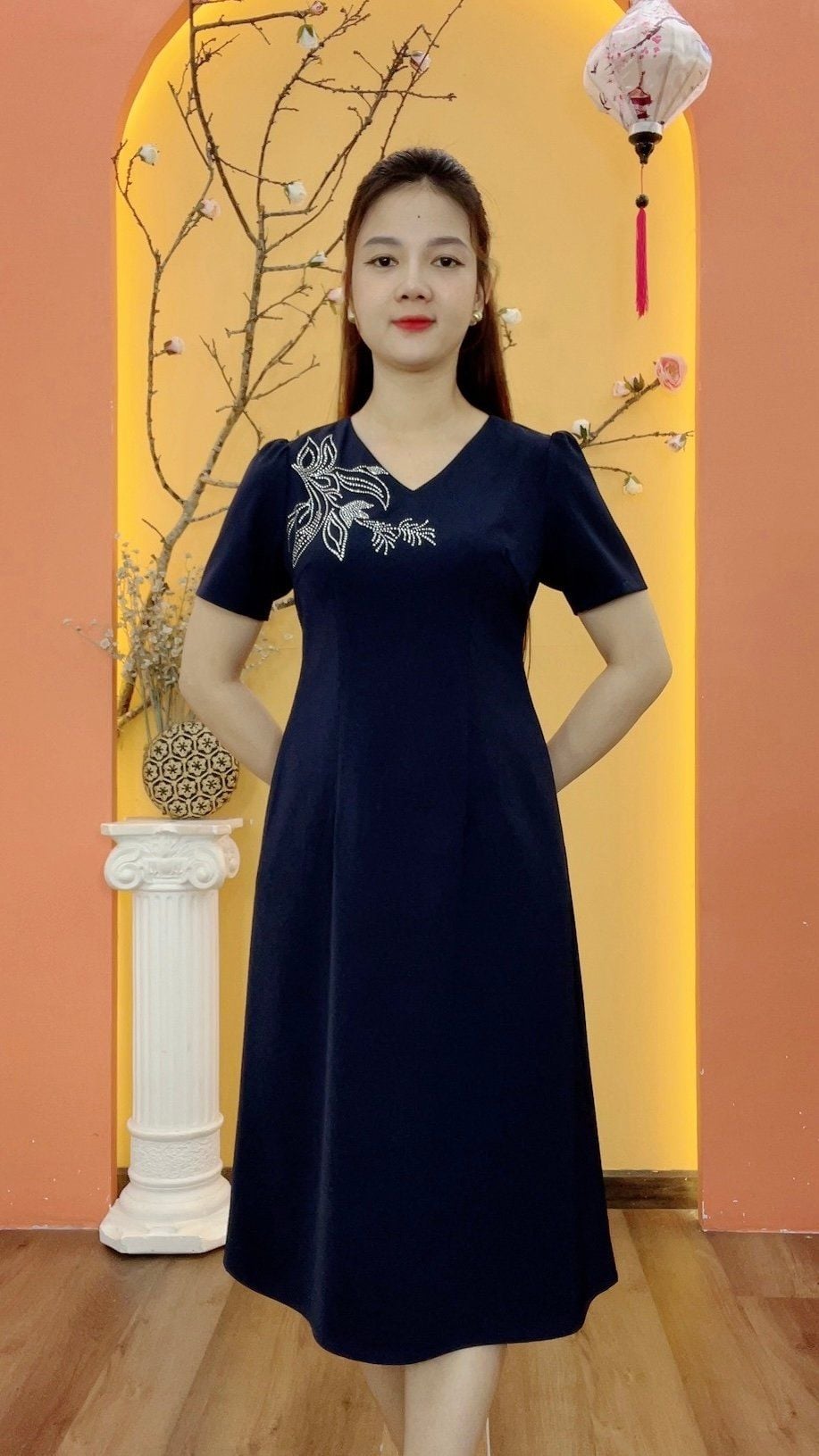 Đầm suông - Cổ tim đính đá tay ngắn - CD - Xanh đen - TTV1982