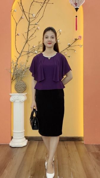 Đầm body - Cổ tròn khoét V đính cườm ngọc tay cánh dơi bèo - CV - Tím - TTV1978