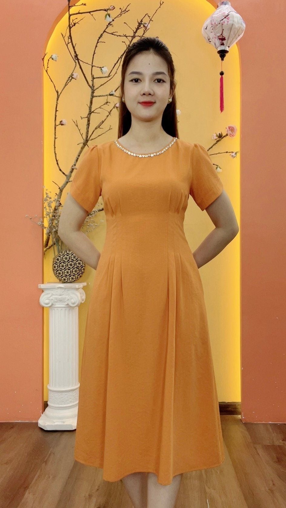 Đầm xòe - Cổ tròn đính cườm ngọc tay ngắn - CD - Cam - TTV1977