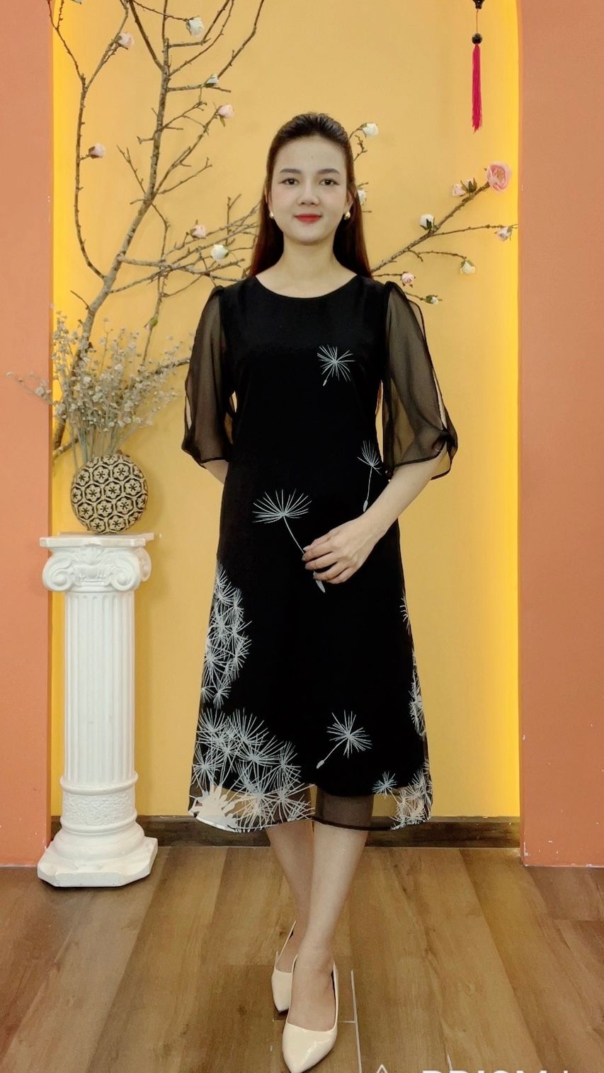 Đầm suông - Cổ tròn tay hồ điệp - AH - Đen họa tiết - TTV1961