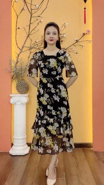 Đầm form A đuôi cá - Cổ tròn tay lỡ - AH - Đen hoa trắng - TTV1950