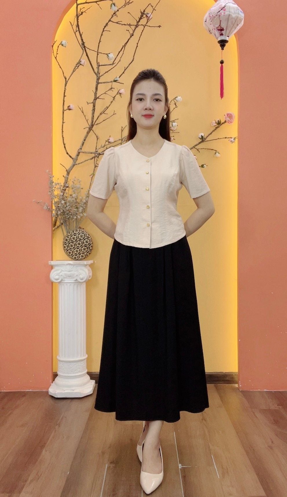 Áo - Cổ tròn kết nút tay ngắn - CT - Kem - TTV1933