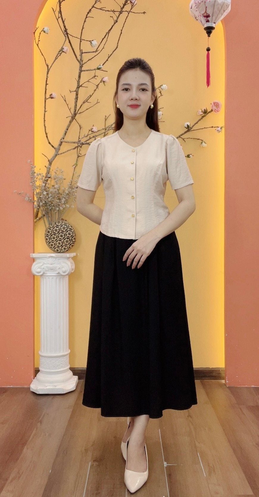 Áo - Cổ tròn kết nút tay ngắn - CT - Kem - TTV1933