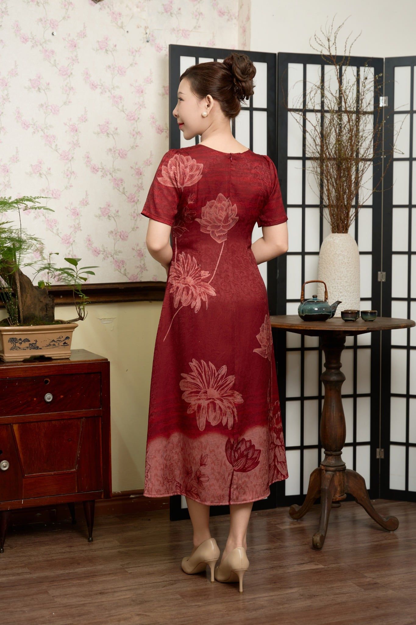 Đầm suông xòe - Cổ tròn tay ngắn - CV - Đỏ hoa - TTV2021