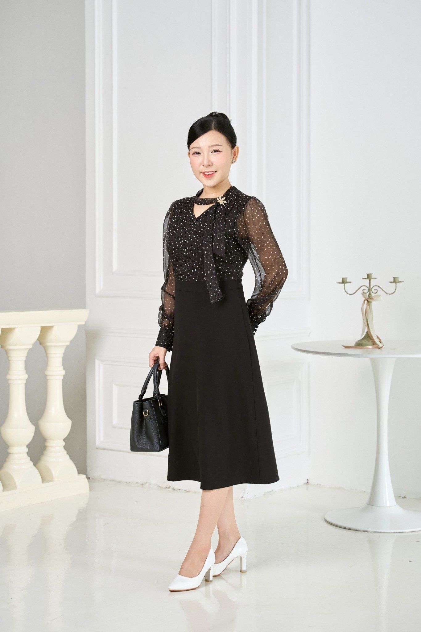 Đầm form A - Cổ V tay dài - CV - Đen họa tiết -  TTV1941#