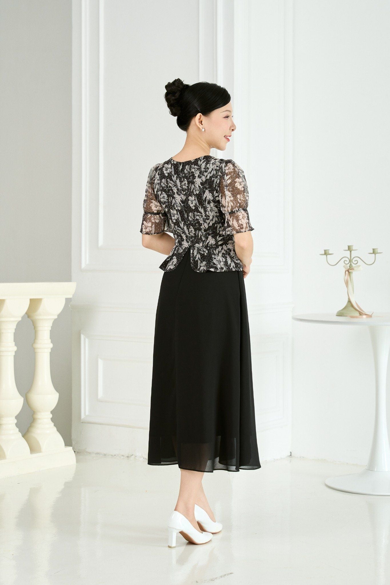 Đầm xòe - Cổ tim kết nút tay lỡ - AH - Đen hoa trắng - TTV1945