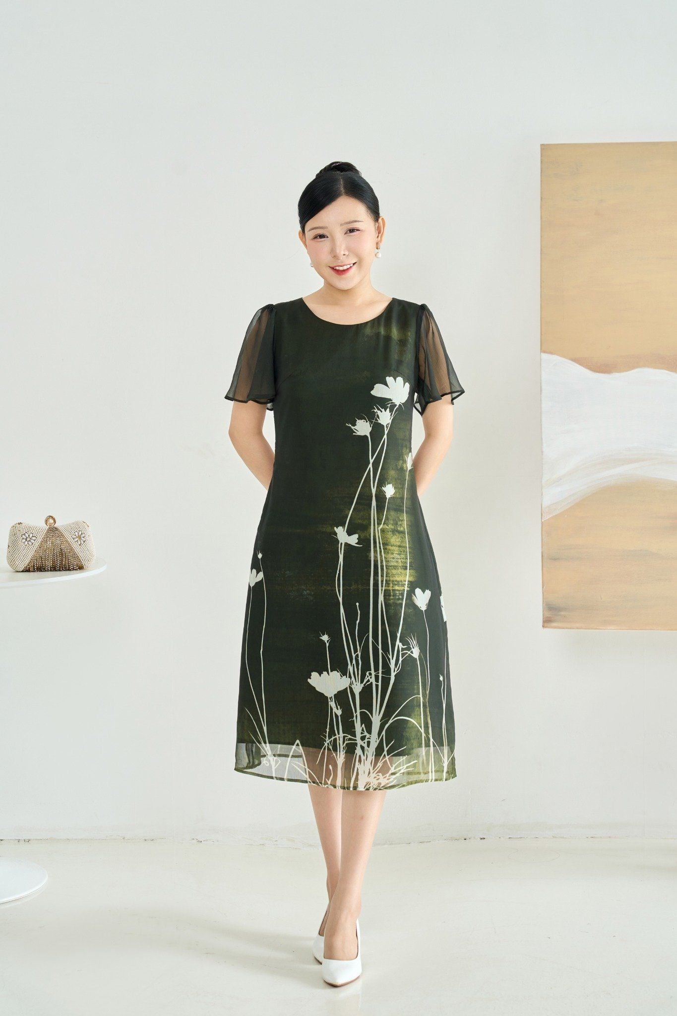 Đầm suông - Cổ tròn tay ngắn - CD - Xanh rêu họa tiết - TTV1960