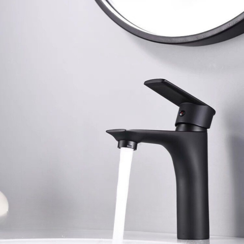 Vòi Lavabo Đen Ngắn Krasic KS7085 Nóng Lạnh Mạ Đen Tĩnh Điện