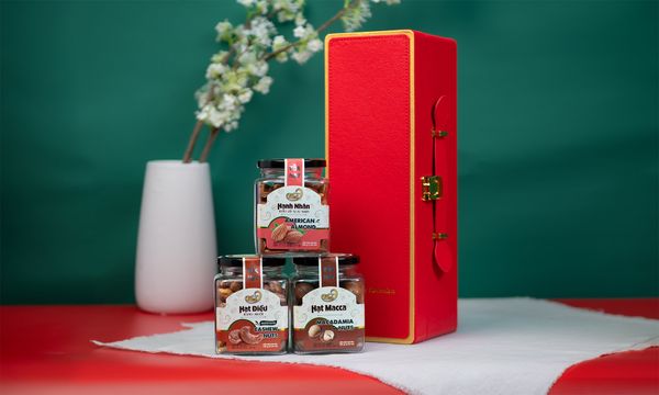 Set Quà Tặng Khai Xuân 2 - Hộp quà Tết cao cấp sang trọng ý nghĩa 2026