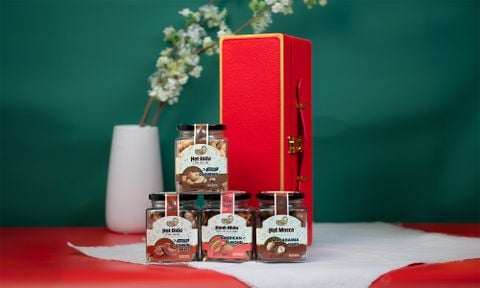 Set Quà Tặng Lộc Xuân 1 - Hộp quà Tết cao cấp sang trọng ý nghĩa 2026