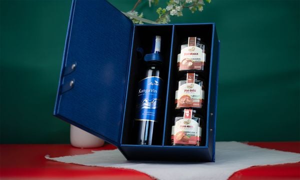 Set Quà Tặng Lộc Xuân 4 - Hộp quà Tết cao cấp sang trọng ý nghĩa 2026