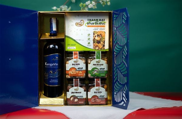 Set Quà Tặng Thịnh Vượng 1 - Hộp quà Tết cao cấp sang trọng ý nghĩa 2026