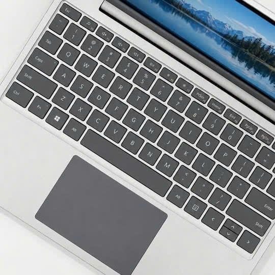 [Like new] - Microsoft Surface Laptop Go 2 i5-1135G7 16GB/256GB 12.4