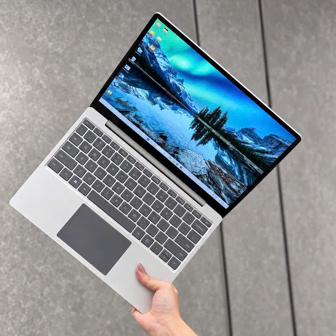 [Like new] - Microsoft Surface Laptop Go 2 i5-1135G7 - 16GB/256GB 2.4′ FHD Touch