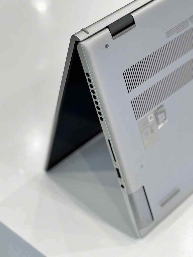 [Open Box] - Dell Inspiron 7510 I7-11800H 16GB/ 512GB/ VGA 15.6