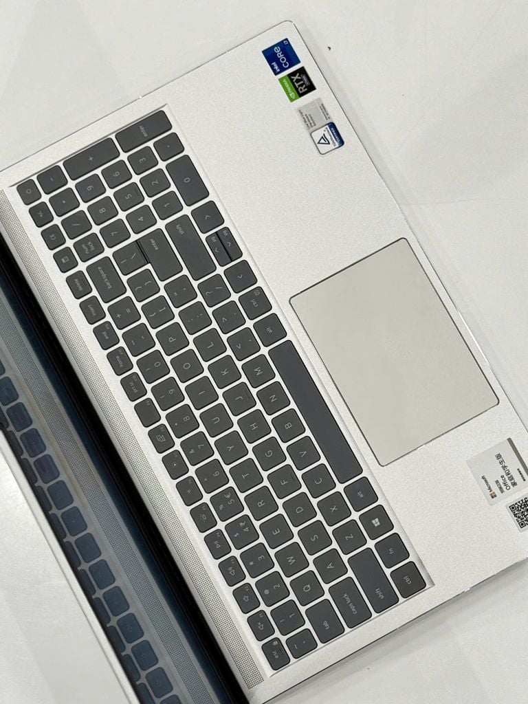 [Open Box] - Dell Inspiron 7510 I7-11800H 16GB/ 512GB/ VGA 15.6