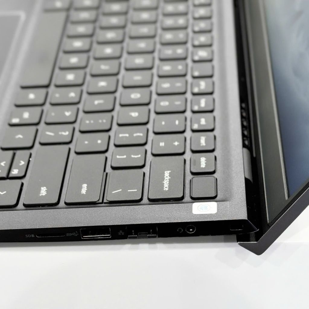 [Like New] - Dell Vostro 5410 i7-11390H 16Gb/ 512Gb/ 14″ FHD