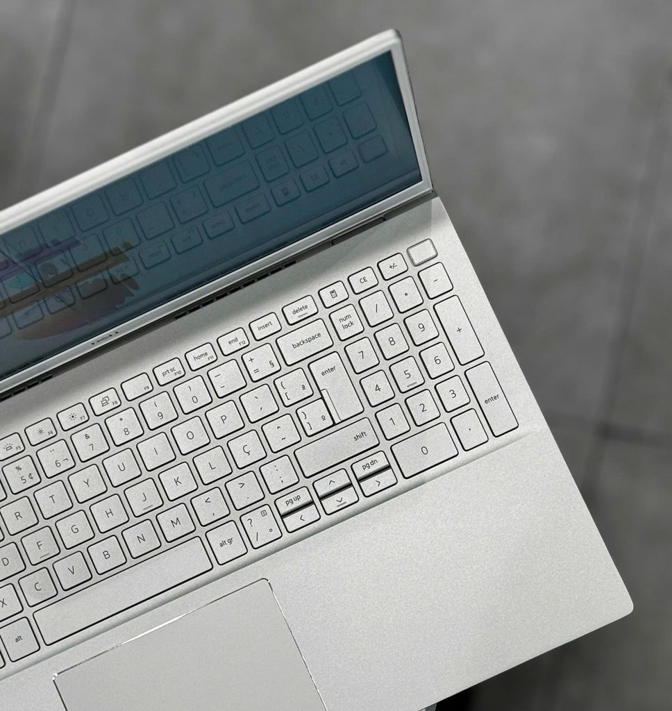 [Open Box] - Dell Inspiron 5502 i7-1165G7 16Gb/ 512Gb/ 15.6″ FHD