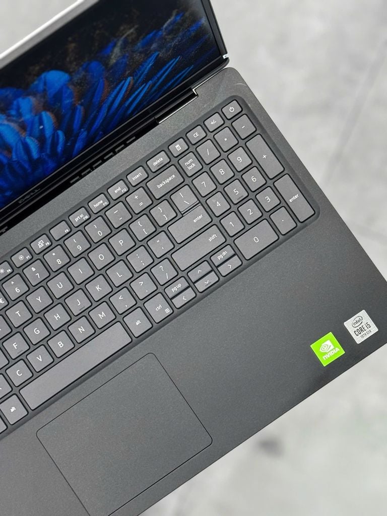 [Open Box] - Dell Vostro 5590 i5-10210U 8Gb/ 512Gb/ VGA 15.6″ FHD