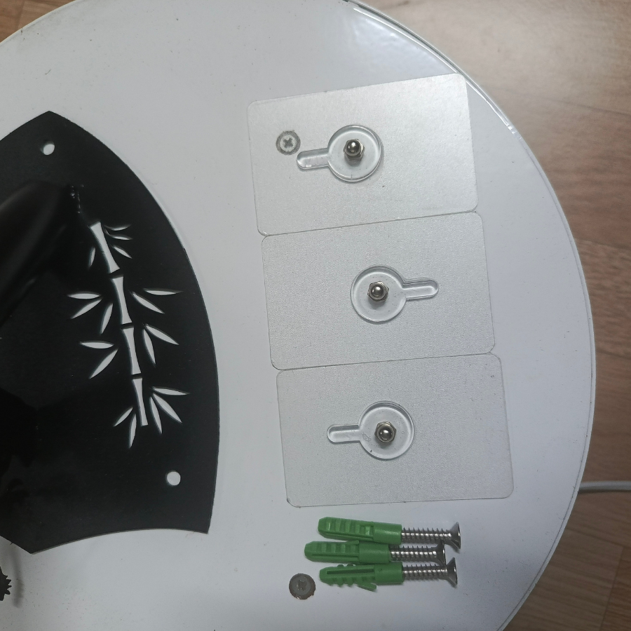 Giá cắm cờ mẫu 2026 cắt CNC họa tiết cây tre & anh hùng thánh gióng truyền thống dân tộc ta