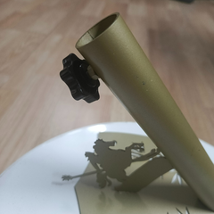 Giá cắm cờ mẫu 2026 cắt CNC họa tiết cây tre & anh hùng thánh gióng truyền thống dân tộc ta