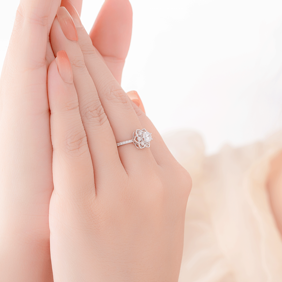 Nhẫn nữ kim cương viên vàng 14K Cleary GIA 3C GVRG0294219