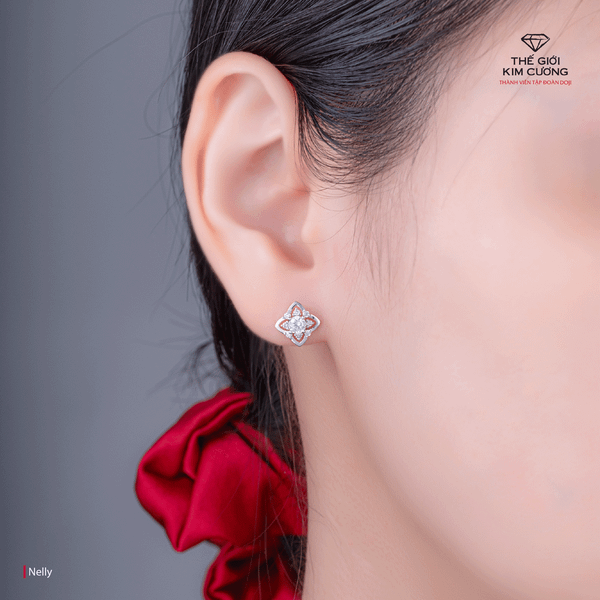 Hoa tai kim cương tấm vàng 14K Nelly 2C