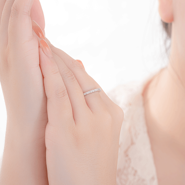 Nhẫn nữ đính đá CZ vàng 18K Pleasantly