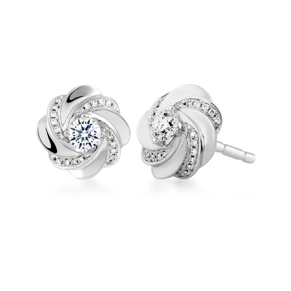 Hoa tai kim cương 8 Hearts & Arrows vàng 14K Accius B H&A 2C GVER0089311