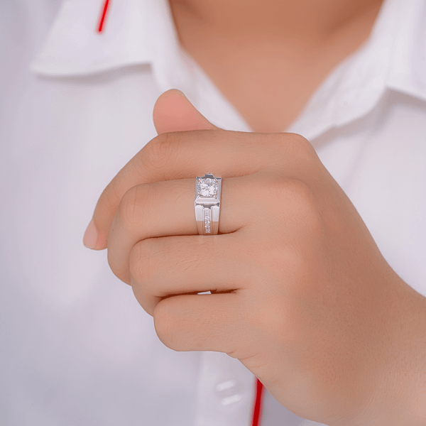 Nhẫn nam đính đá CZ vàng 18K Mighty 1CT W