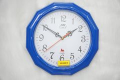 ĐỒNG HỒ TREO TƯỜNG R4+R3