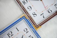ĐỒNG HỒ TREO TƯỜNG 207