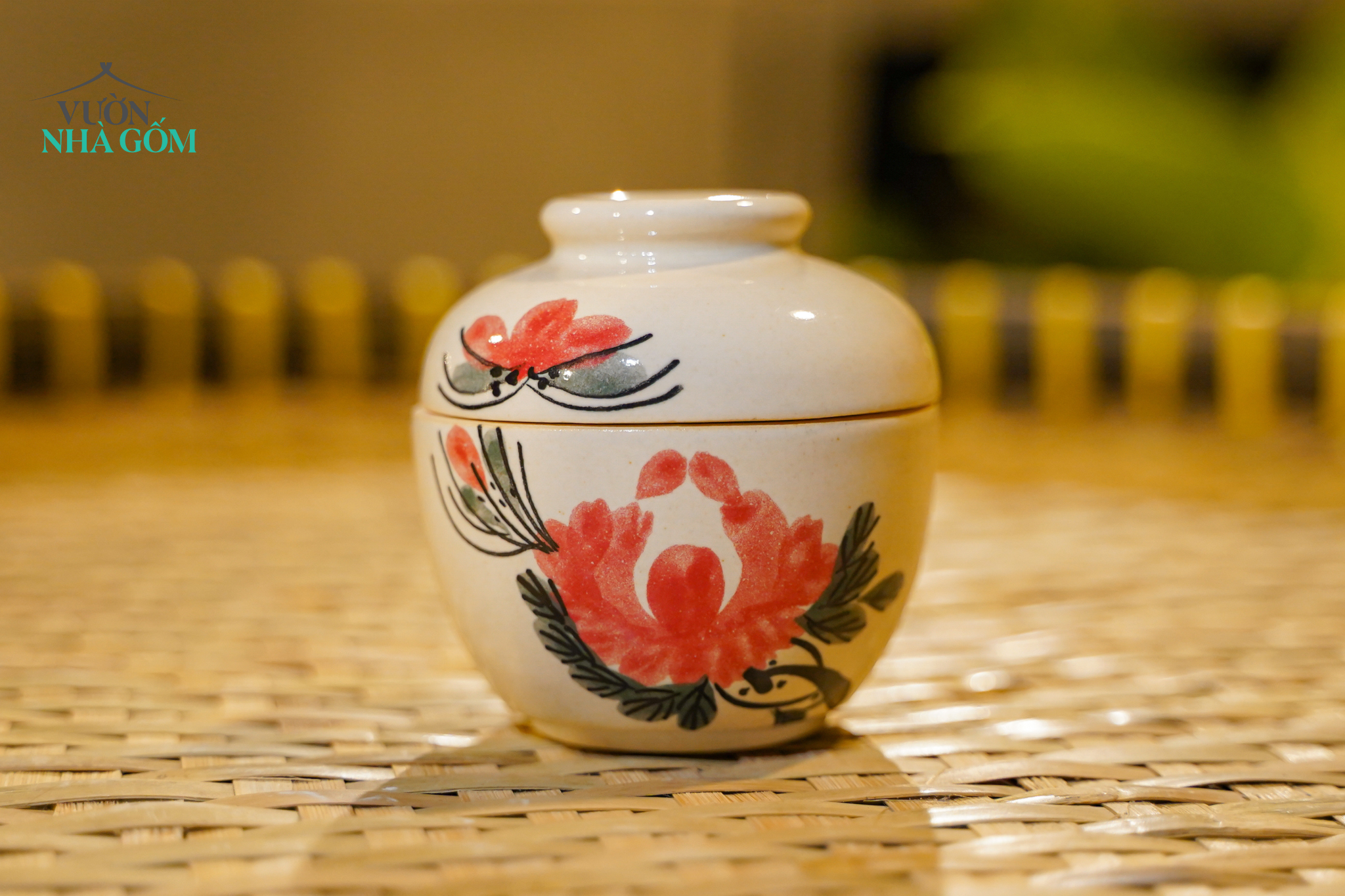  Thố Gốm 7cm Vẽ Tay Bông Đỏ – Vườn Nhà Gốm – Thố Gia Vị 