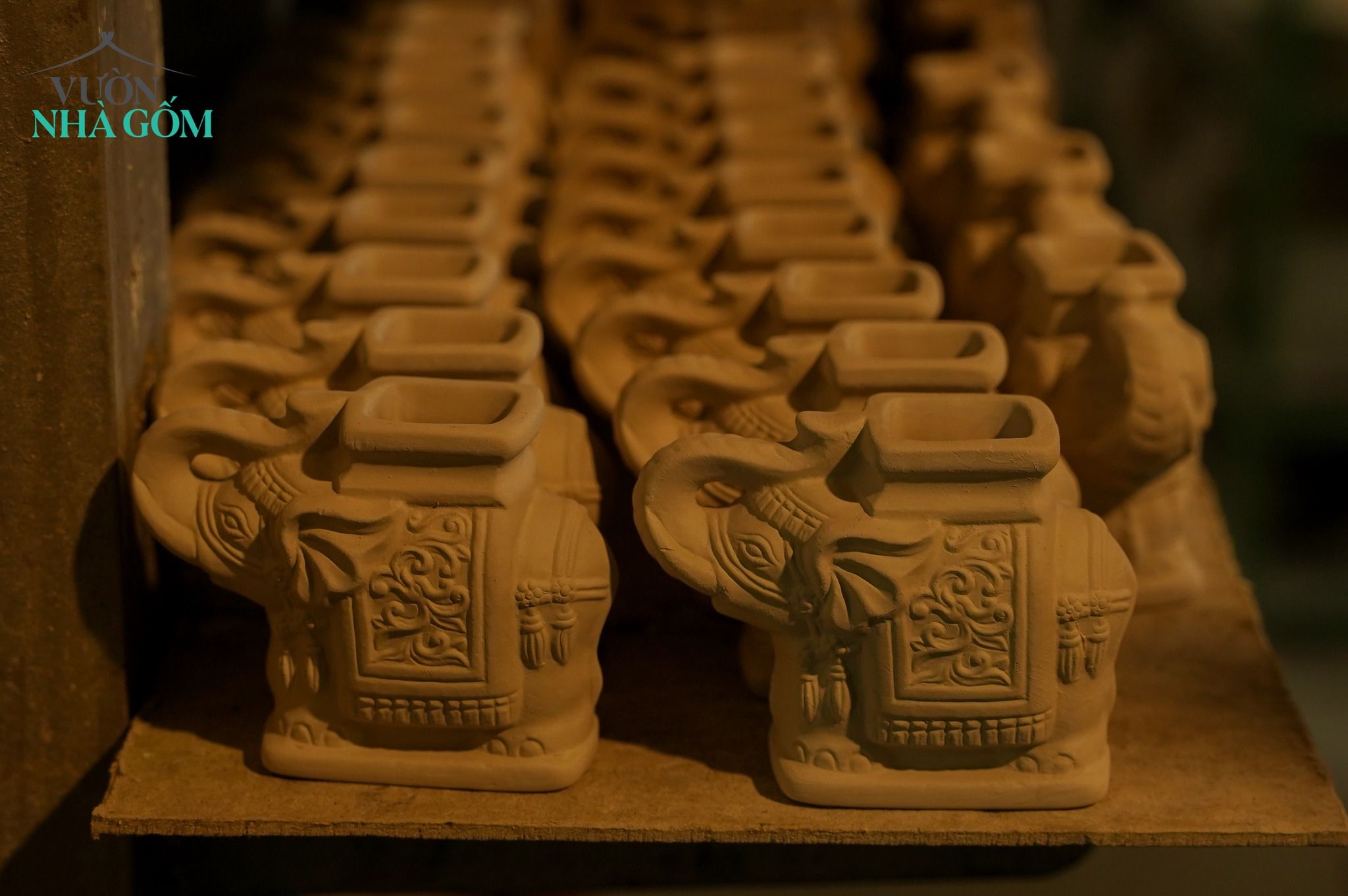  [TẾT] Voi Gốm Đựng Tăm - Ver 2 Rực Rõ - Gốm Thủ Biên, Quà tặng ký ức 