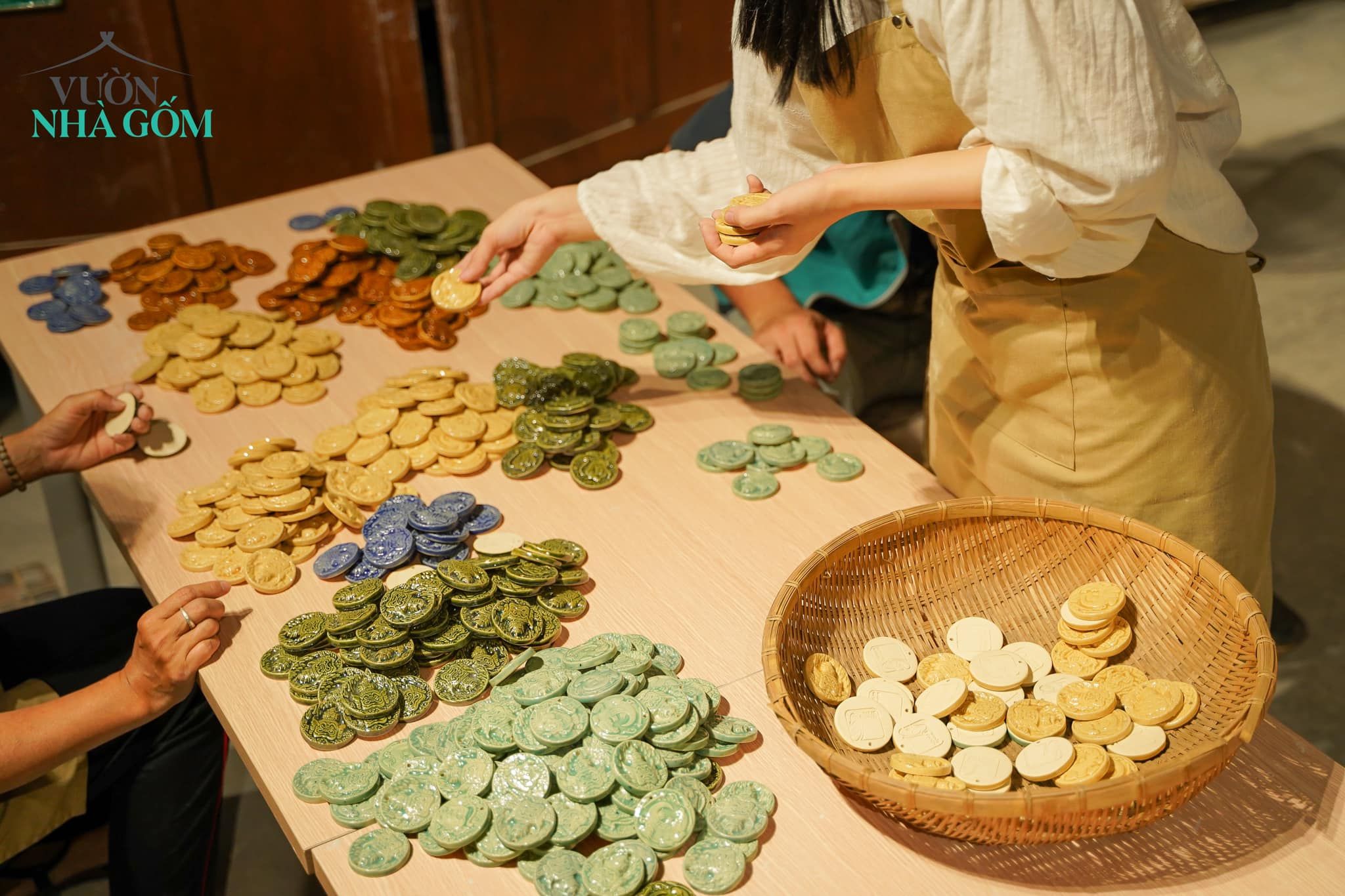  VNG x Echoing Drum - Vang Vọng Trống Chầu | Dự án bộ mề-đay gốm. 