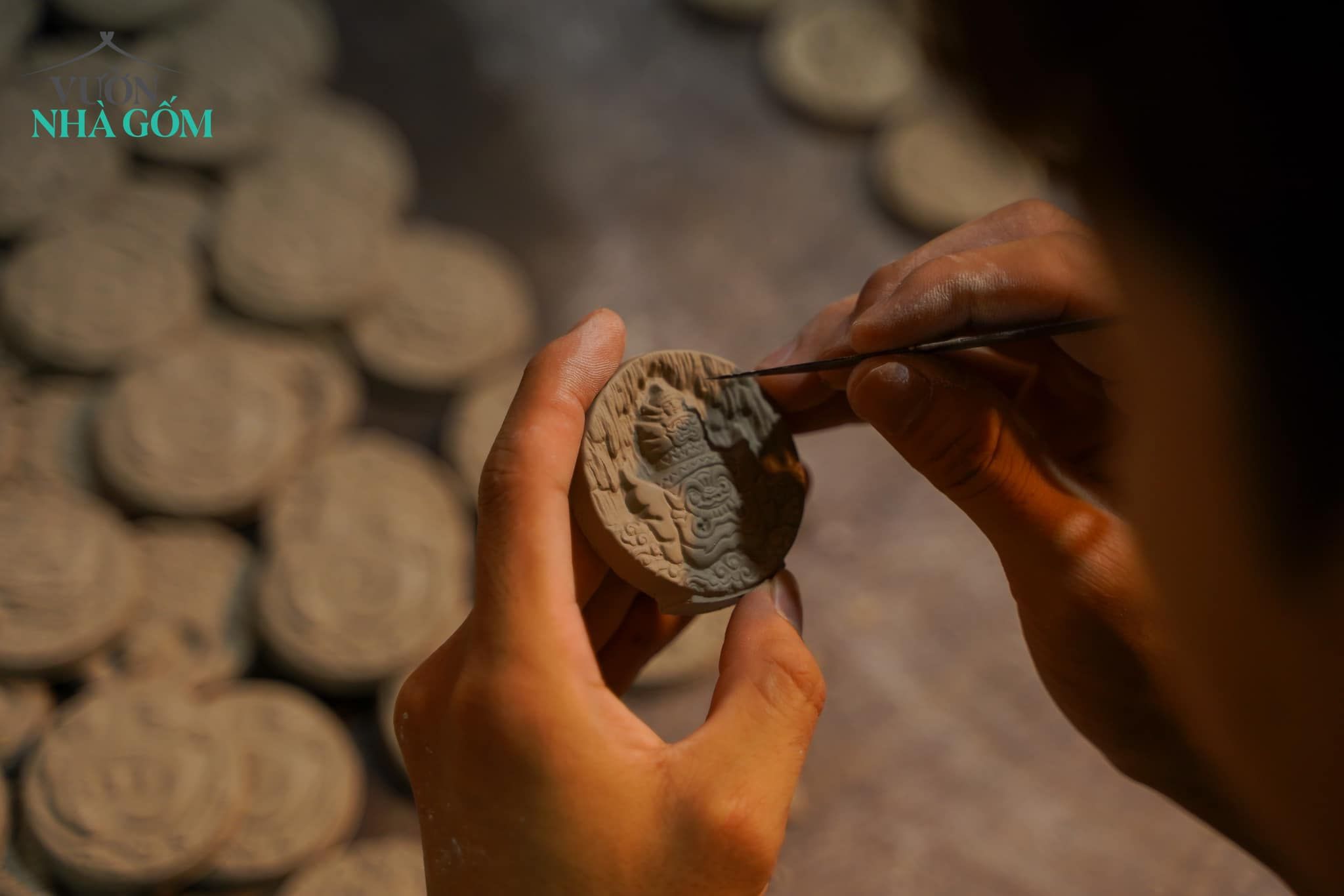  VNG x Echoing Drum - Vang Vọng Trống Chầu | Dự án bộ mề-đay gốm. 