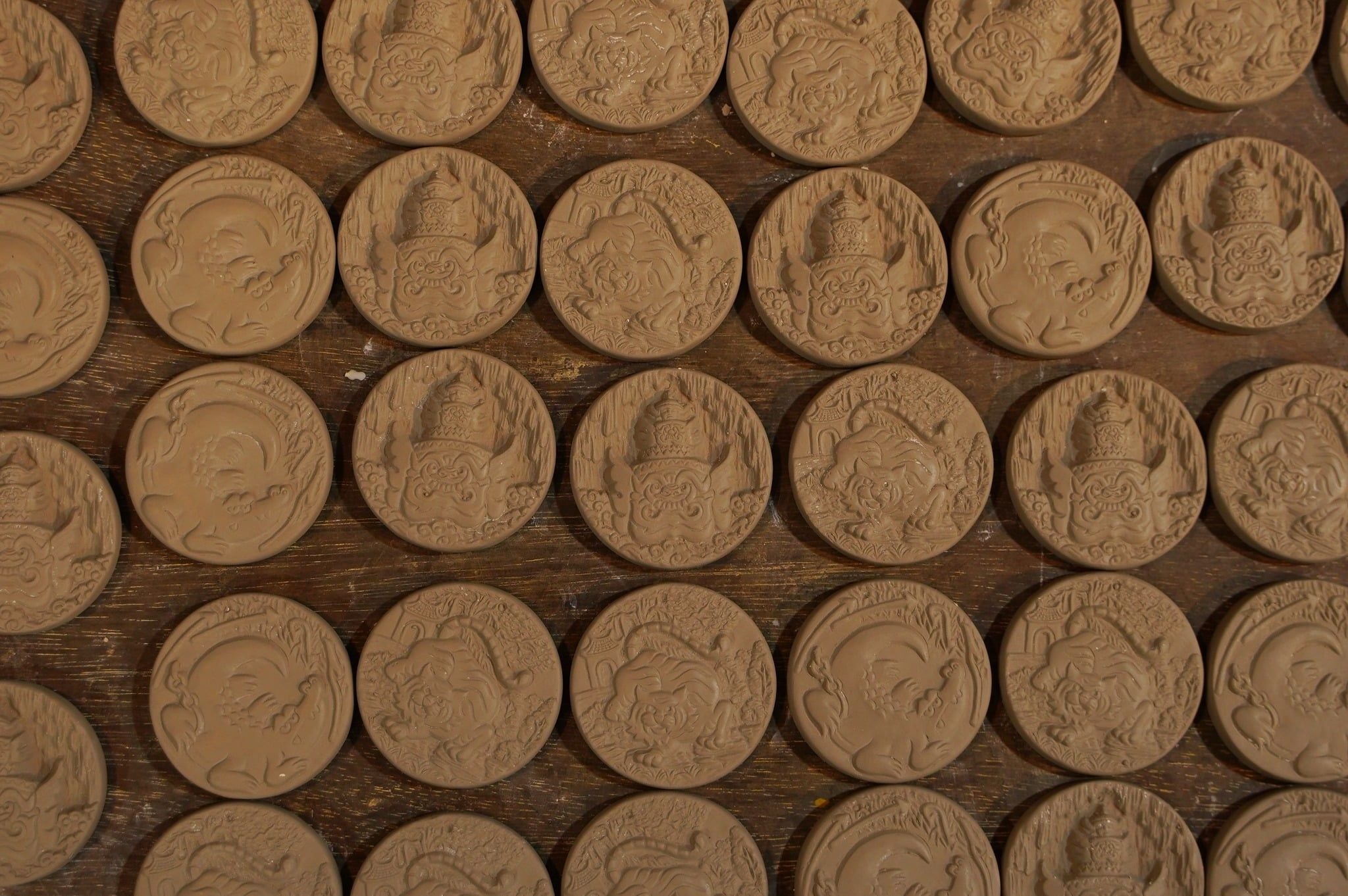  VNG x Echoing Drum - Vang Vọng Trống Chầu | Dự án bộ mề-đay gốm. 